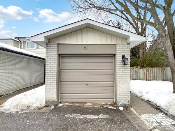 61 Plum Tree WAY, Toronto C07, ON M2R 3J1