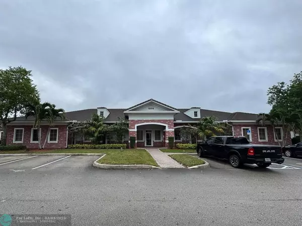 12515 Orange Drive  #801, Davie, FL 33330