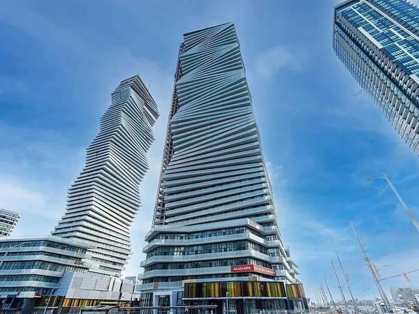 3900 Confederation Pkwy #318, Mississauga, ON L5B 0M3