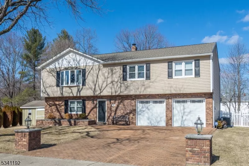 14 Copley Ct, Pequannock Twp., NJ 07444