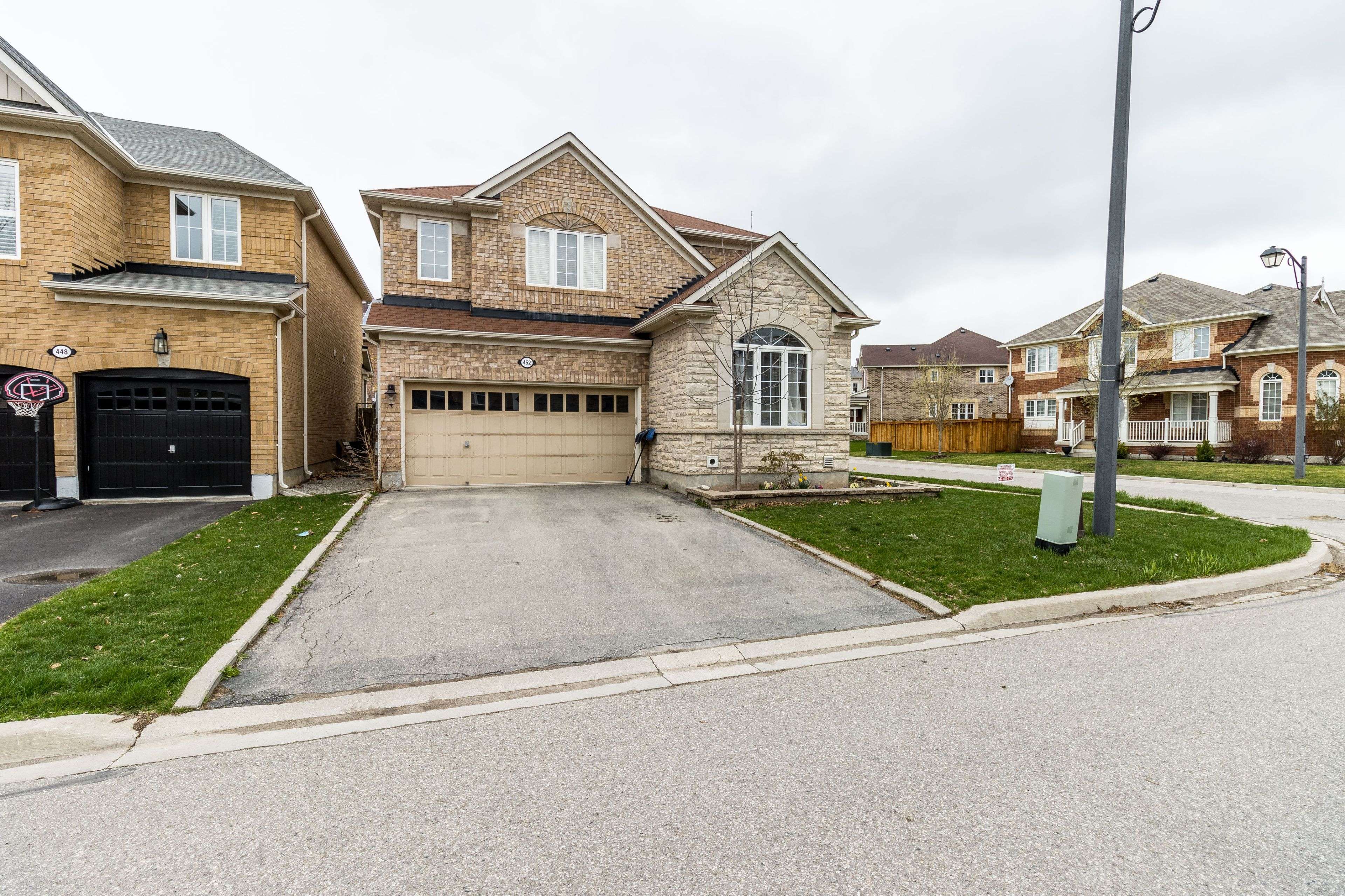 452 Wettlaufer(Basement) TER, Milton, ON L9T 7N4