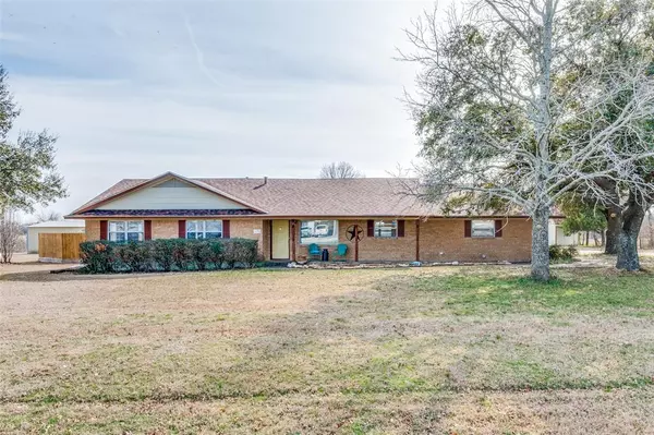 6638 W Fm 922, Valley View, TX 76272