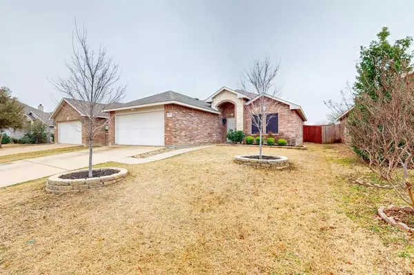 12656 Lost Prairie Drive, Fort Worth, TX 76244