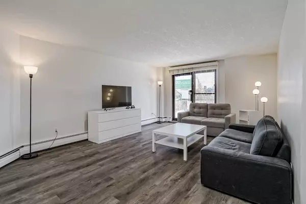 Calgary, AB T3E1Y5,1900 25A ST Southwest #104