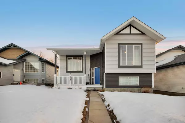 5246 41 Street Crescent, Innisfail, AB T4G 1W5