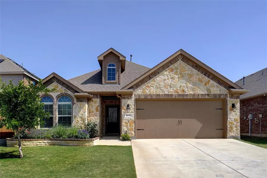 10809 Cobalt Drive, Aubrey, TX 76227