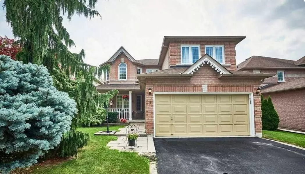 9 Annie CRES, Ajax, ON L1T 3X6