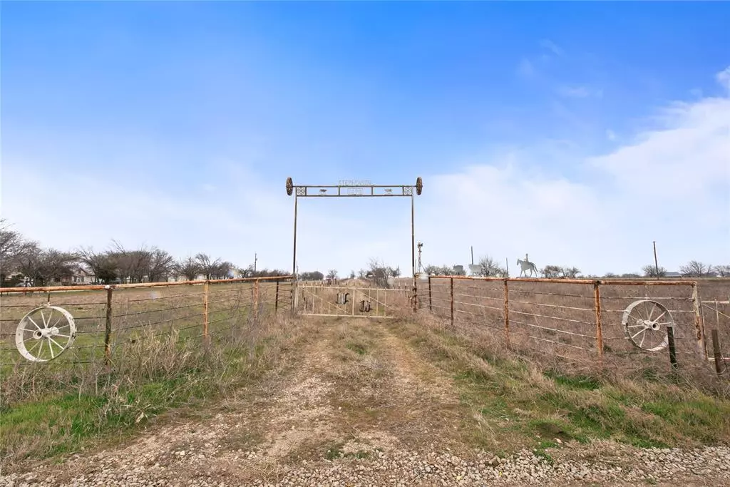 Era, TX 76238,2209 County Road 332