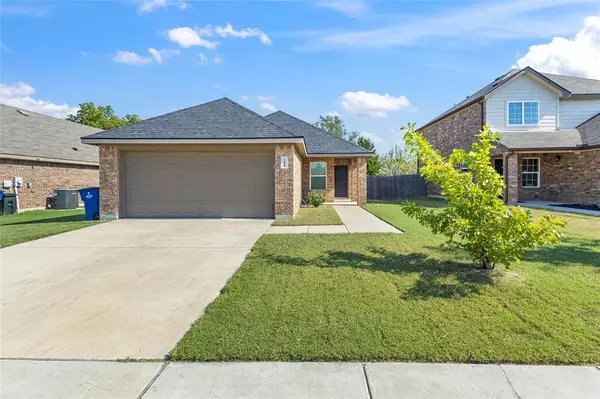 3408 Robin Road,  Ennis,  TX 75119