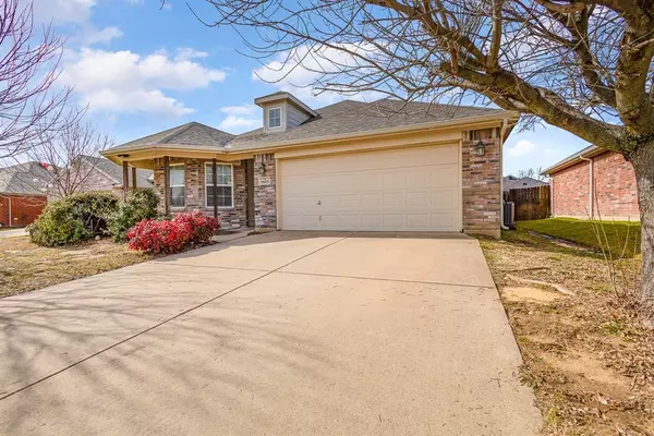 Waxahachie, TX 75165,1615 Country Hills