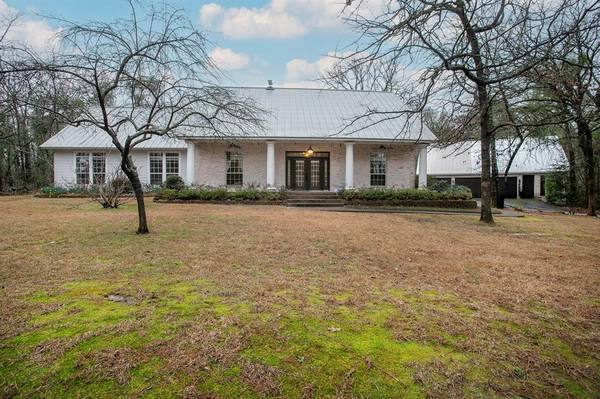 320 Private Road 7905, Hawkins, TX 75765