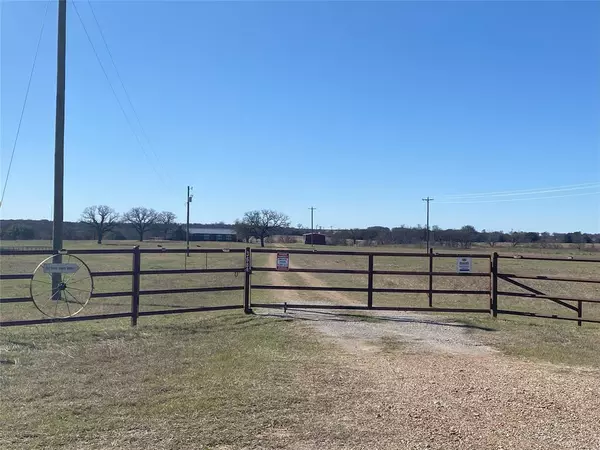 3650 Pleasant Valley Road, Mineral Wells, TX 76067