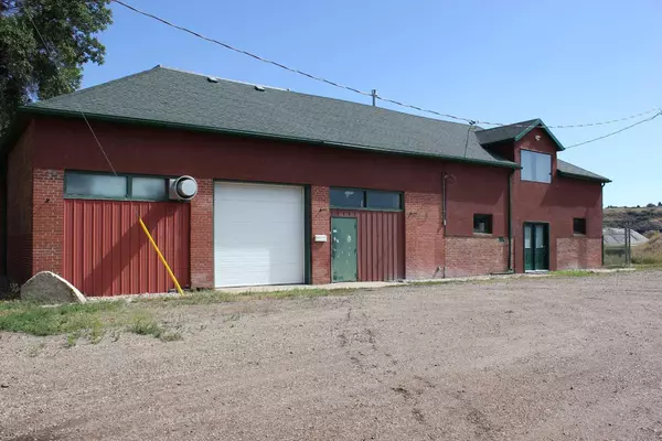 1111 Steel ST Southeast, Medicine Hat, AB T1A 1E8