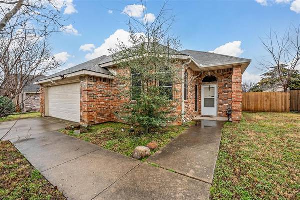 710 Grandview Avenue, Seagoville, TX 75159