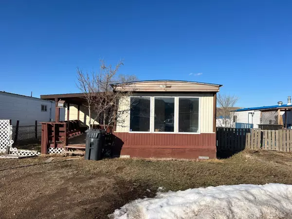 34 Greenwood Villa, Drumheller, AB T0J0Y2