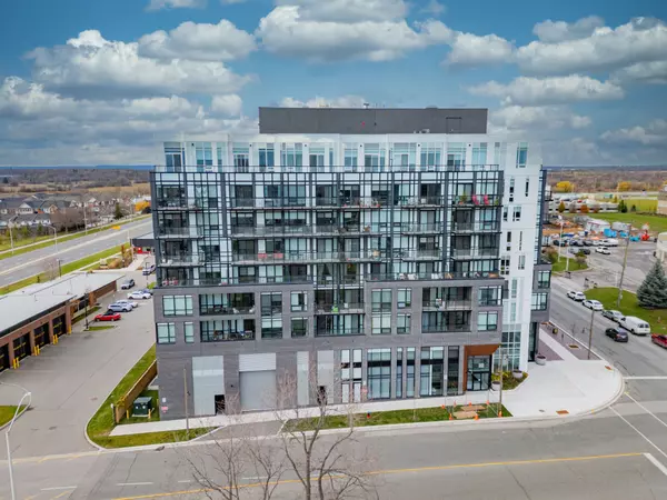 Oakville, ON L6M 5P5,3005 Pine Glen RD #308