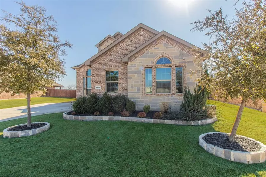 10446 Walnut Ridge Drive, Grand Prairie, TX 76065