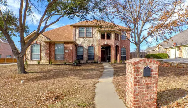 1003 Dover Heights Trail,  Mansfield,  TX 76063