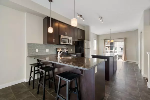 16 Redstone CIR Northeast, Calgary, AB T3N 0M8