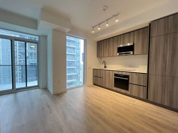 117 Broadway AVE #2603, Toronto C10, ON M4P 1V3