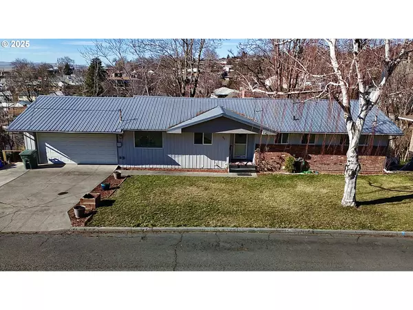 801 NW 6TH ST, Pendleton, OR 97801