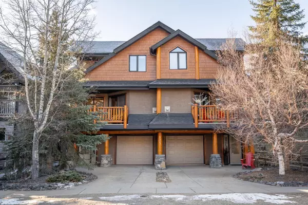 825 5th Street #1, Canmore, AB T1W 2G1