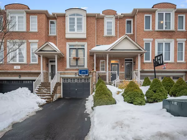 45 Honeywood RD, Vaughan, ON L4J 9E6