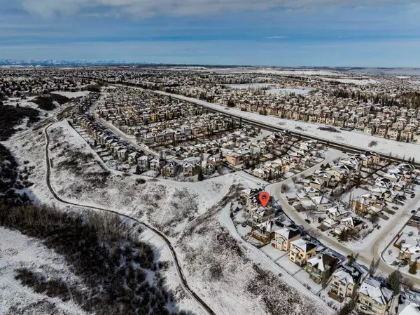 Calgary, AB T3A 6B2,123 Edgeridge PARK Northwest