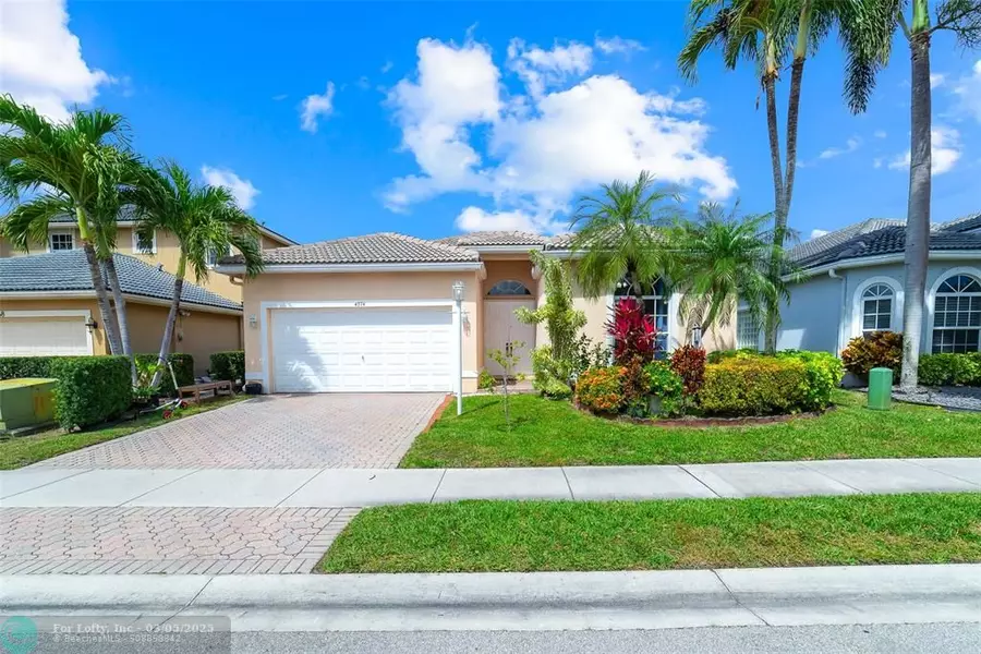 4774 NW 120th Dr, Coral Springs, FL 33076