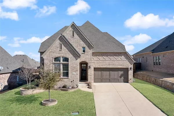 1004 Riviera Road, Roanoke, TX 76262