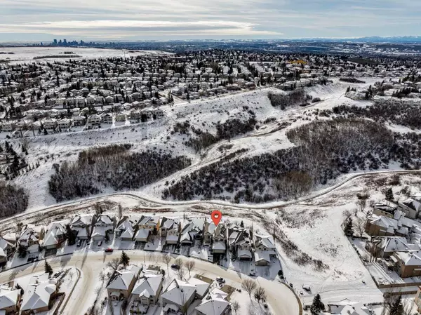 Calgary, AB T3A 6B2,123 Edgeridge PARK Northwest