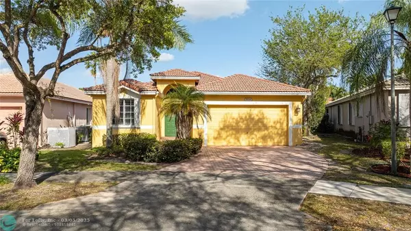 5334 Osprey St, Coconut Creek, FL 33073