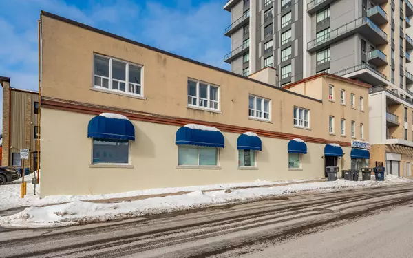 40 BAKER ST #101, Guelph, ON N1H 4G1