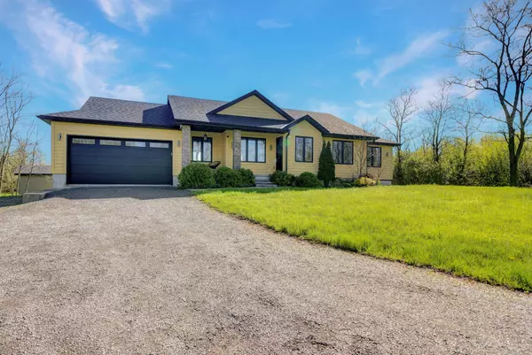 20858 LOYALIST Pkwy, Prince Edward County, ON K0K 1L0