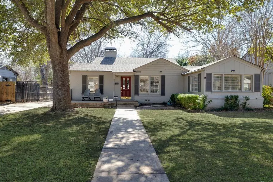 6429 Locke Avenue, Fort Worth, TX 76116