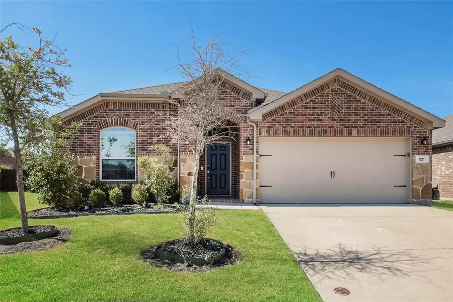 221 Pitt Circle, Fate, TX 75189