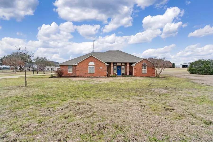 3050 Skinner Road, Midlothian, TX 76065