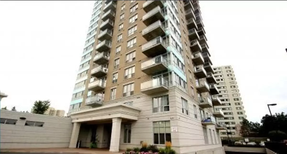 Vanier And Kingsview Park, ON K1L 0A8,70 LANDRY ST #307