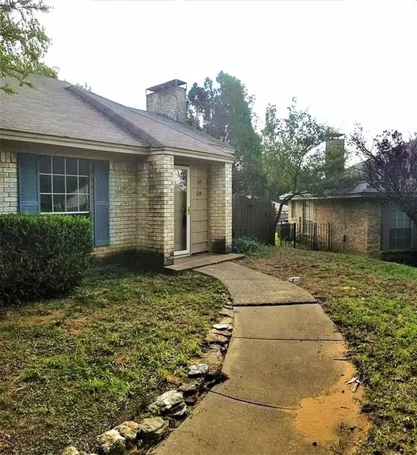 Arlington, TX 76012,639 Overlook Court