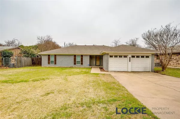 1600 Timbercreek Road, Benbrook, TX 76126