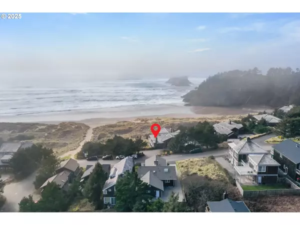 Cannon Beach, OR 97110,723 OAK ST