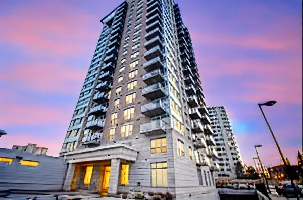 Vanier And Kingsview Park, ON K1L 0A8,70 LANDRY ST #307