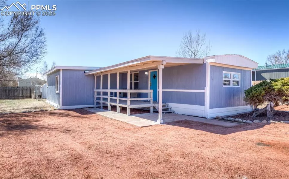 142 E Homer DR, Pueblo West, CO 81007