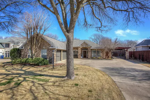 6910 Tartan Trail, Garland, TX 75044