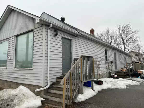 252 Bloor ST E, Oshawa, ON L1H 3M6