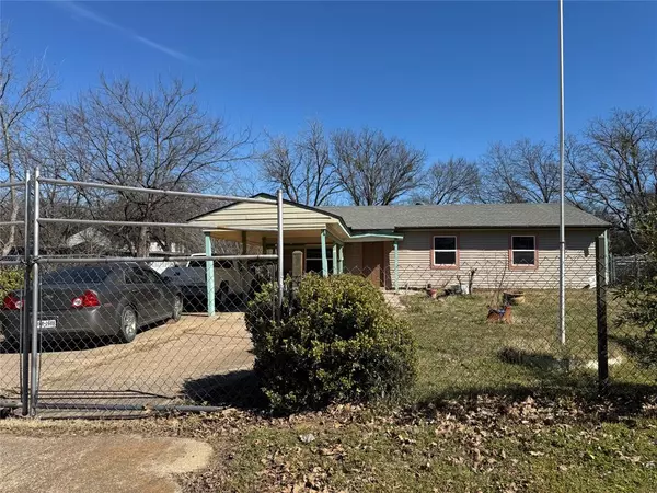 4613 Trueland Drive, Fort Worth, TX 76119