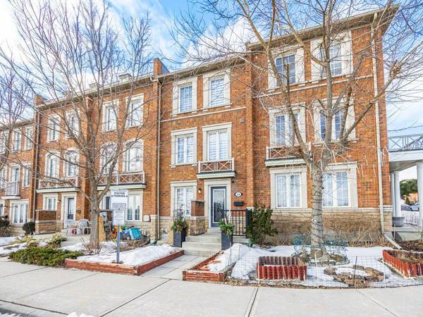 34 Jim Baird Mews, Toronto W05, ON M3L 0C6