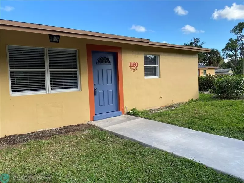 1160 Rosetta, West Palm Beach, FL 33417