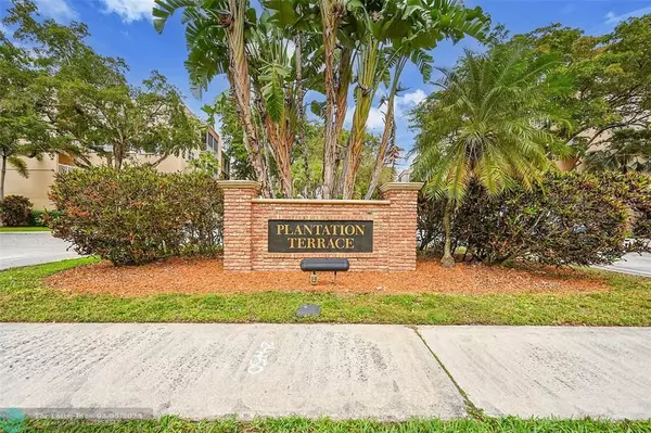 6731 Cypress Rd  #305, Plantation, FL 33317