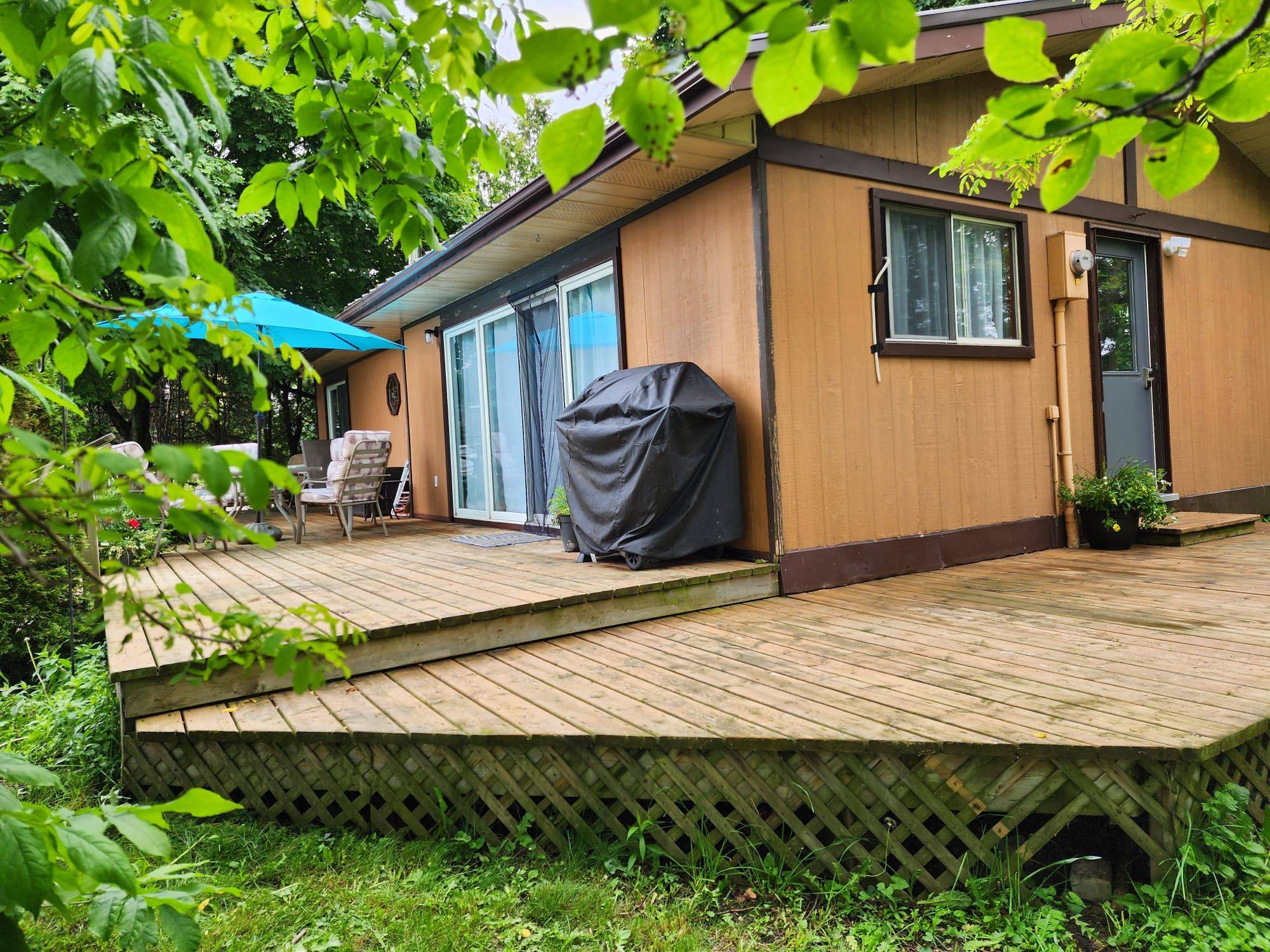 Ashfield-colborne-wawanosh, ON N7A 3X9,85515 Mcdonald LN